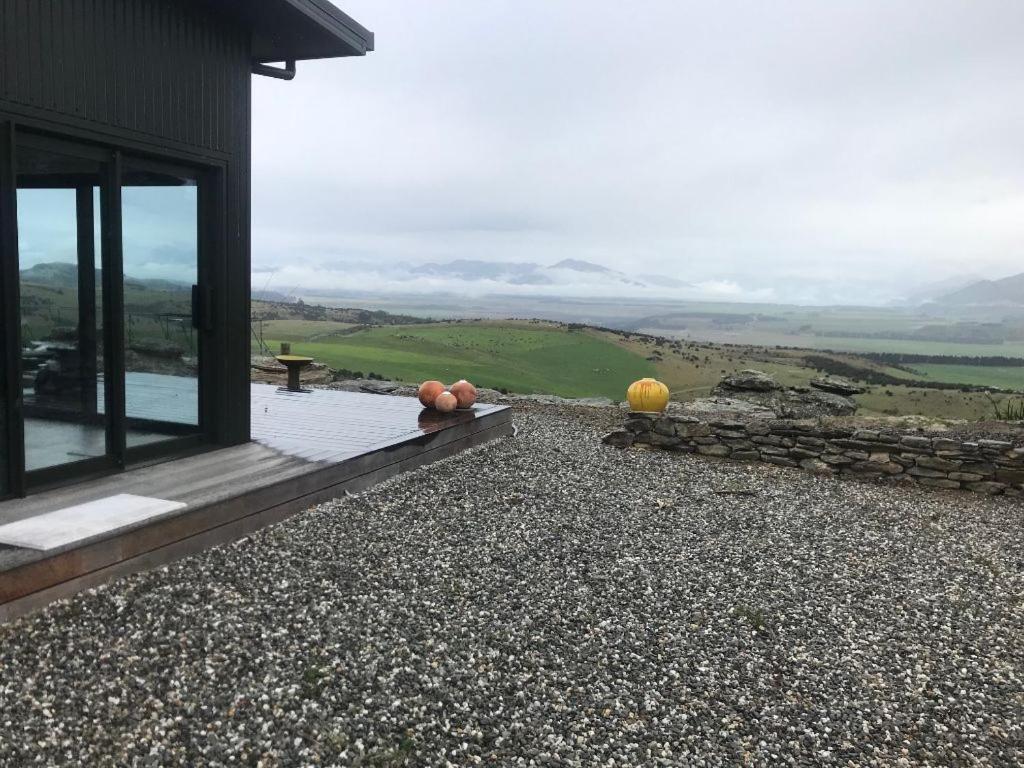 Top Of The World Studio Nestled In The Rock Queensberry Eksteriør billede